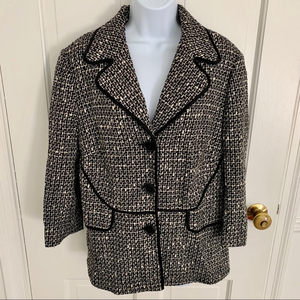 Laurel By Escada Boucle Jacket - image 1